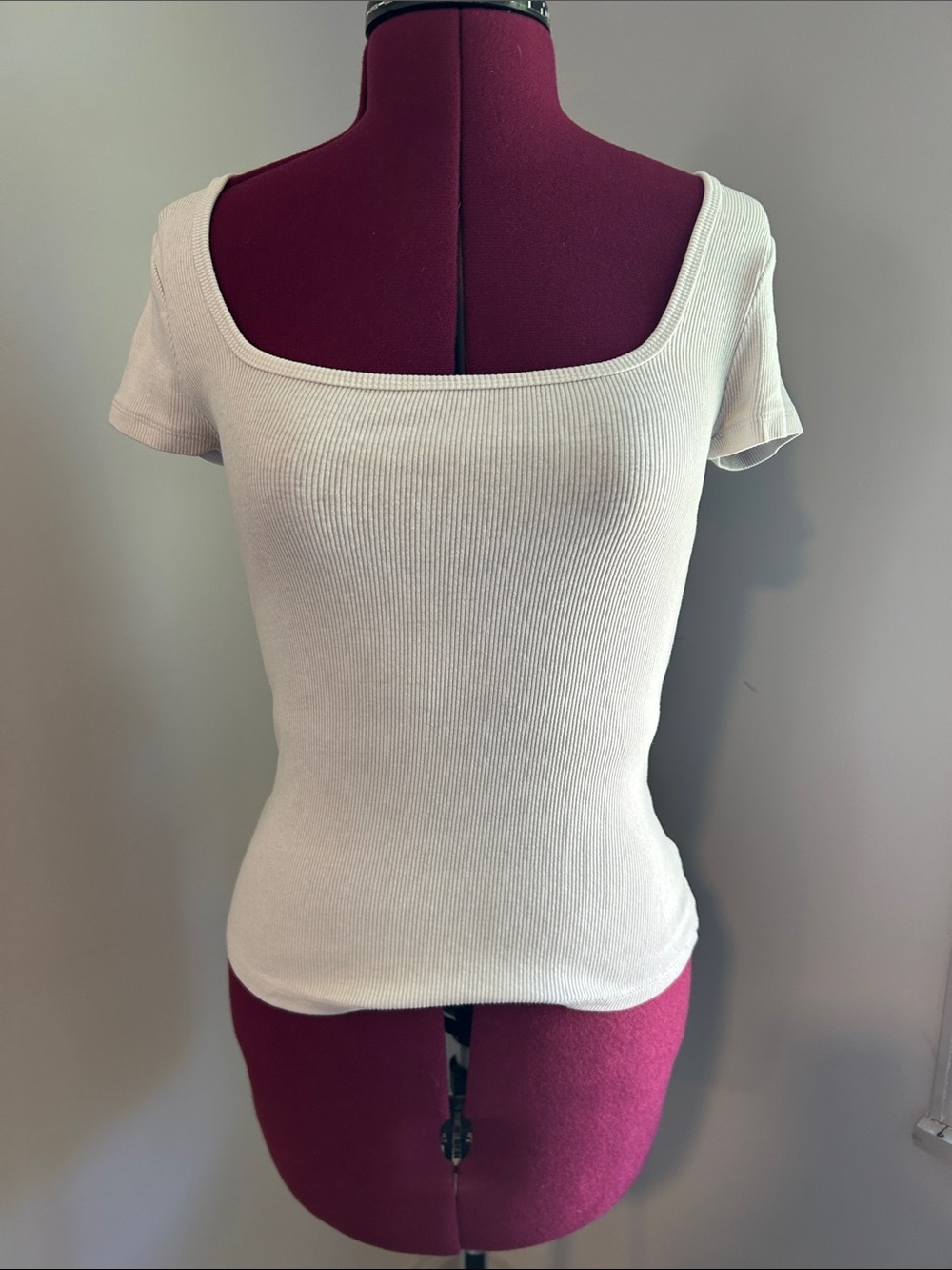 Old Navy Cream Square Neck Ribbed Short Sleeve Top